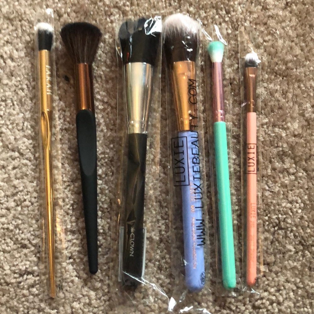 Makeup Brushes